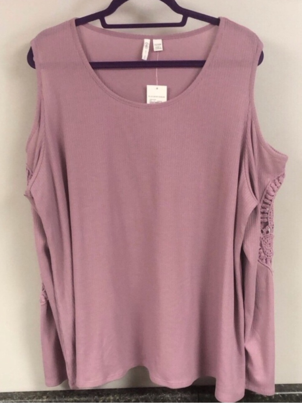 3/$19 ❤️ Cato Mauve Cold-Shoulder Knit Tunic with Lace Trim